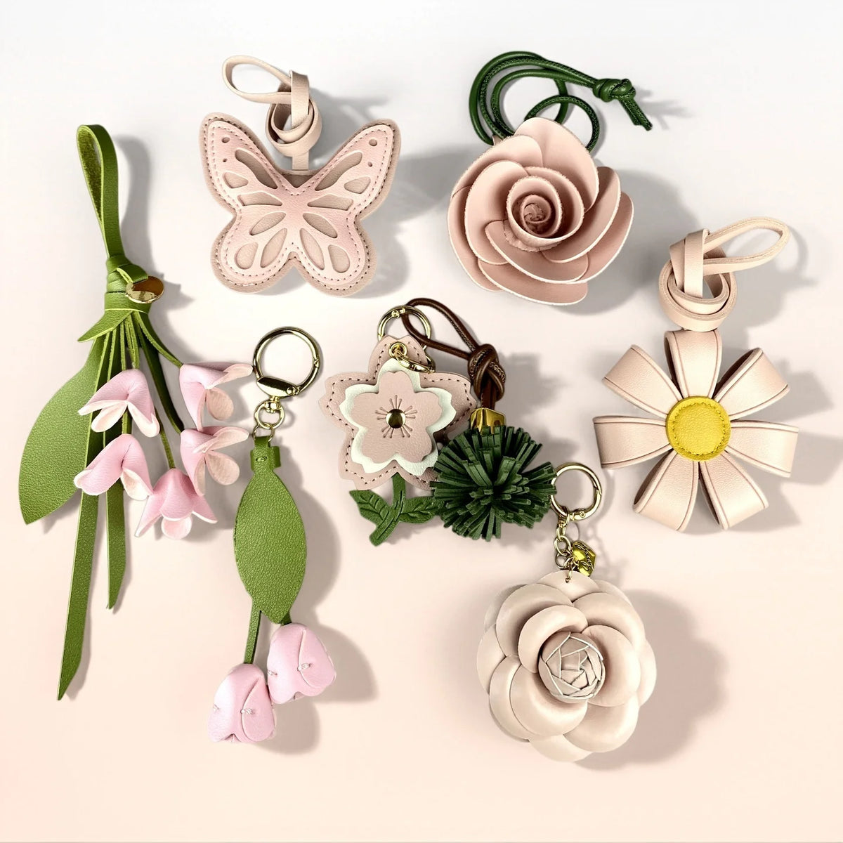 Pink PU Leather Flower Keychain Set for Bag Charm-Handmade Floral Pendant Keyring Accessories for Purse-Daily Mood Booster/Gift