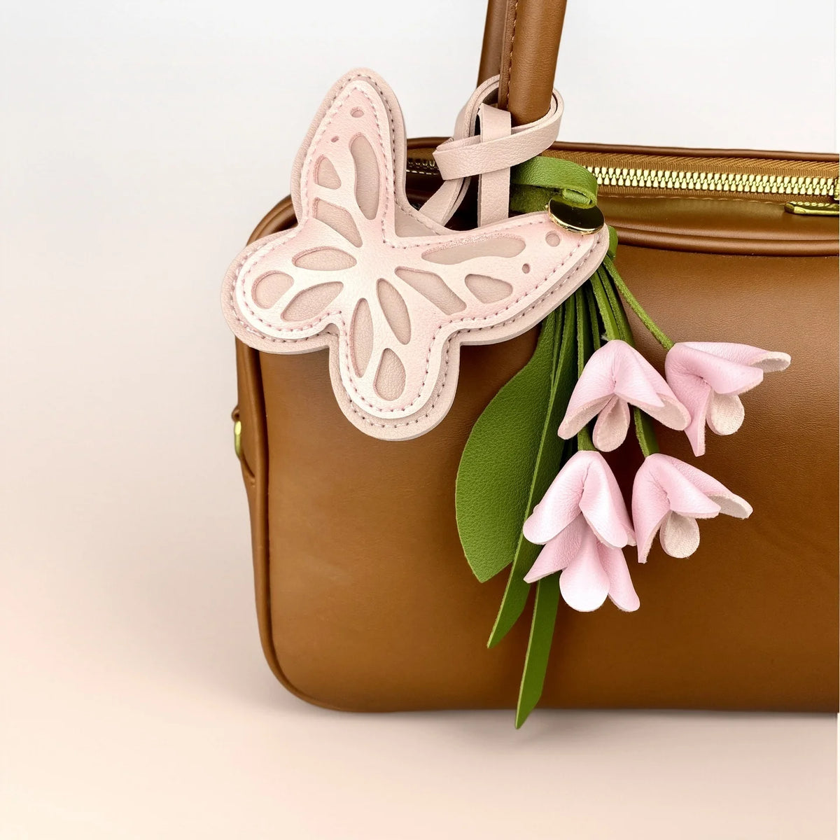 Pink PU Leather Flower Keychain Set for Bag Charm-Handmade Floral Pendant Keyring Accessories for Purse-Daily Mood Booster/Gift