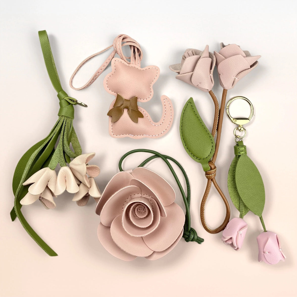Pink PU Leather Flower Keychain Set for Bag Charm-Handmade Floral Pendant Keyring Accessories for Purse-Daily Mood Booster/Gift